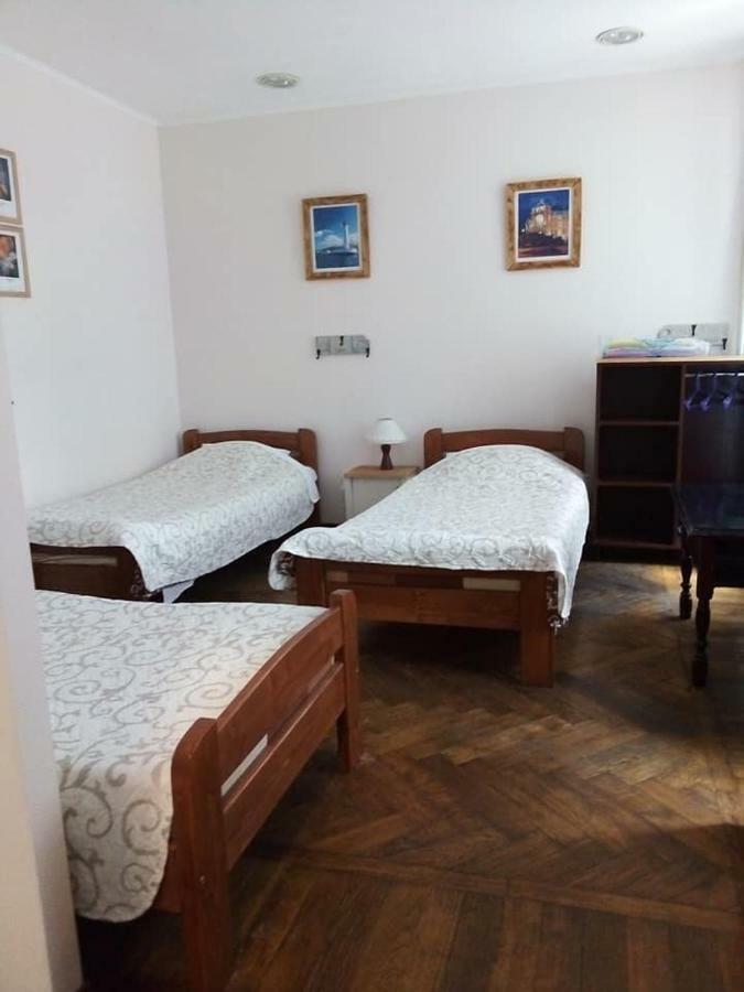 Tapki Hostel Odesa Exterior foto